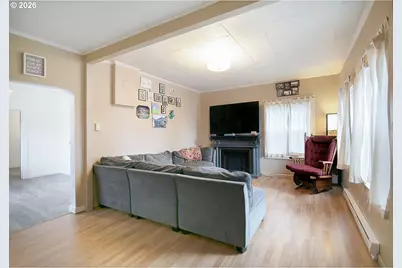 603 Church St, Kelso, WA 98626 - Photo 2