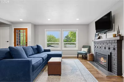 7010 SW 35th Ave, Portland, OR 97219 - Photo 8