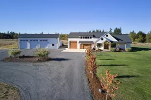 422 Park Rd, Winlock, WA 98596 - Photo 2