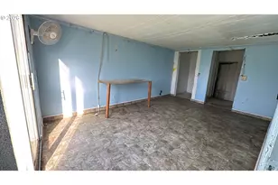 13469 Ramsey Rd, Gold Hill, OR 97525 - Photo 8