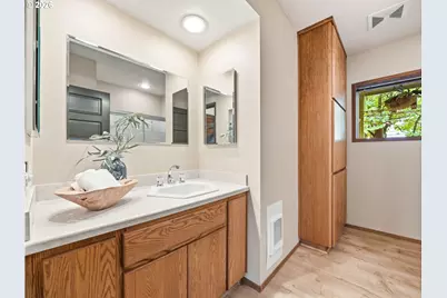 5755 Childs Rd, Lake Oswego, OR 97035 - Photo 22