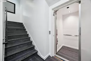 1900 S River Dr, Portland, OR 97201 - Photo 20