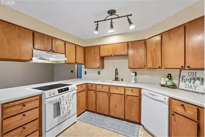 17709 SW Janell Ct, Beaverton, OR 97003 - Photo 12