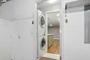 2555 15th St, Springfield, OR 97477 - Photo 30