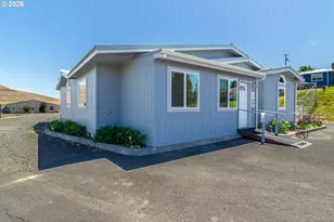 235 Skyline Dr, Heppner, OR 97836 - Photo 4
