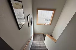 950 Arthur Ave, Cottage Grove, OR 97424 - Photo 14