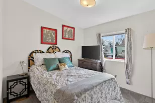 4550 NE Cully Blvd, Portland, OR 97218 - Photo 24