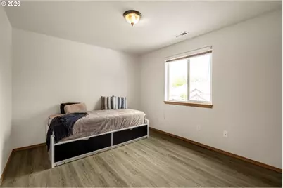 2687 NE 2nd Dr, Hillsboro, OR 97124 - Photo 26