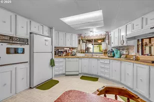 16567 NW Dairy Creek Rd, North Plains, OR 97133 - Photo 12