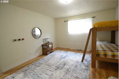 1005 Glenview Way, Salem, OR 97304 - Photo 10