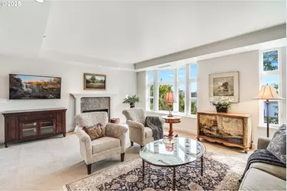 305 S Montgomery St #F409, Portland, OR 97201 - Photo 4