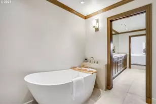 305 S Montgomery St, Portland, OR 97201 - Photo 30