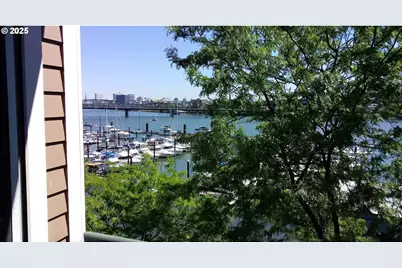 305 S Montgomery St #F409, Portland, OR 97201 - Photo 10