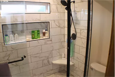 3716 Weaver Rd, Riddle, OR 97469 - Photo 14