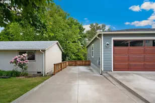 23072 SW Mansfield St, Sherwood, OR 97140 - Photo 46