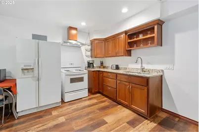 23072 SW Mansfield St, Sherwood, OR 97140 - Photo 16