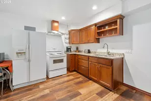 23072 SW Mansfield St, Sherwood, OR 97140 - Photo 16