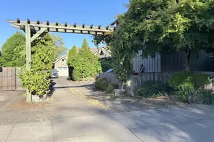 1145 W 28th Ave, Eugene, OR 97405 - Photo 44