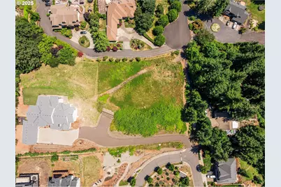 13733 SE Aldridge Rd, Happy Valley, OR 97086 - Photo 14