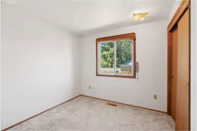 292 NW Merle Dr, Hillsboro, OR 97124 - Photo 28