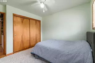 2042 SE 138th Ave, Portland, OR 97233 - Photo 22