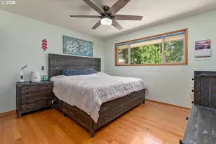 2042 SE 138th Ave, Portland, OR 97233 - Photo 14