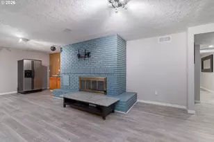 2042 SE 138th Ave, Portland, OR 97233 - Photo 24