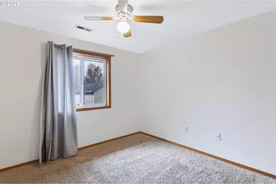 10021 NE 20th St, Vancouver, WA 98664 - Photo 18