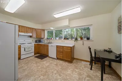 291 NW 4th St, Prineville, OR 97754 - Photo 10
