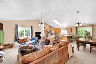 87555 Muse Dr, Veneta, OR 97487 - Photo 4