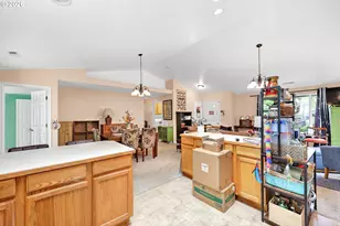 87555 Muse Dr, Veneta, OR 97487 - Photo 8