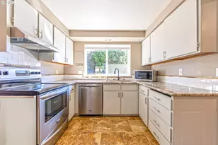 3416 NW 126th St, Vancouver, WA 98685 - Photo 4