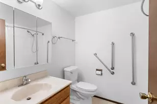 17920 NW Tillamook Dr, Portland, OR 97229 - Photo 24