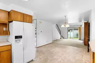 17920 NW Tillamook Dr, Portland, OR 97229 - Photo 14