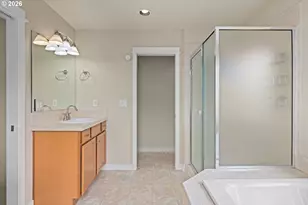 6190 NE Ridgestone Ct, Hillsboro, OR 97124 - Photo 32