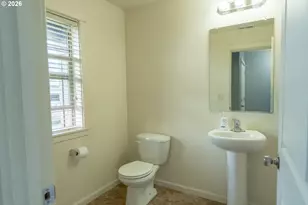 3152 NE Lily Ln, McMinnville, OR 97128 - Photo 2