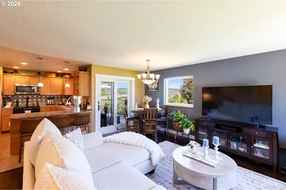 2111 View Ct, The Dalles, OR 97058 - Photo 14