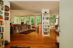 4810 SW Dosch Park Ln, Portland, OR 97239 - Photo 8