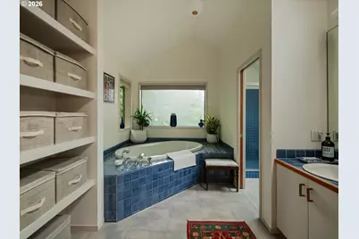 4810 SW Dosch Park Ln, Portland, OR 97239 - Photo 30