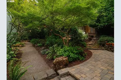 4810 SW Dosch Park Ln, Portland, OR 97239 - Photo 42