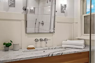 2023 SE Pine St, Portland, OR 97214 - Photo 20