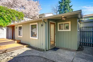 2023 SE Pine St, Portland, OR 97214 - Photo 24