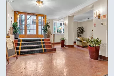 20 NW 16th Ave #203, Portland, OR 97209 - Photo 4