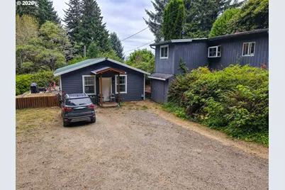 85690 Cherry St, Florence, OR 97439 - Photo 2