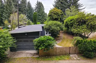 85690 Cherry St, Florence, OR 97439 - Photo 8