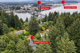 85690 Cherry St, Florence, OR 97439 - Photo 14