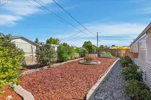 1323 Garden Way, Woodburn, OR 97071 - Photo 30