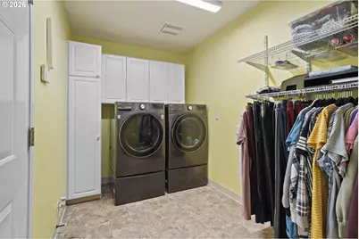 1820 N Laurelwood Loop, Canby, OR 97013 - Photo 20