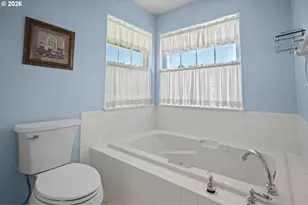 1820 N Laurelwood Loop, Canby, OR 97013 - Photo 16
