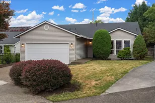 2038 SE Village Ct, Hillsboro, OR 97123 - Photo 2